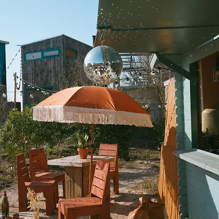 De Buitenkans Unique Cabins - Urban Camping Campsite