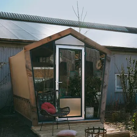 Campsite De Buitenkans Unique Cabins - Urban Camping *