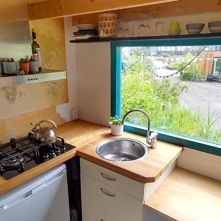 Campsite De Buitenkans Unique Cabins - Urban Camping *